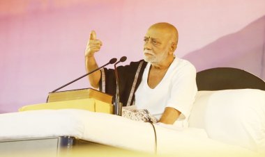 સૌરાષ્ટ્રના અસરગ્રસ્ત વિસ્તારો માટે મોરારીબાપુએ 25 લાખની સહાય કરી