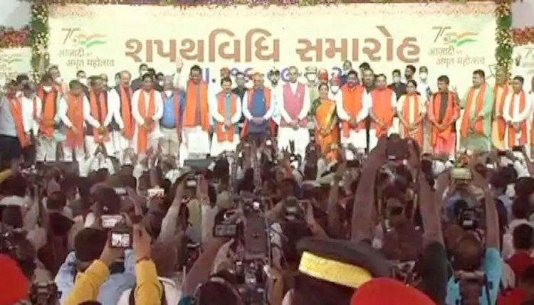 ગુજરાત રાજ્યના મંત્રીમંડળમાં 25 મંત્રીઓએ લીધા શપથ