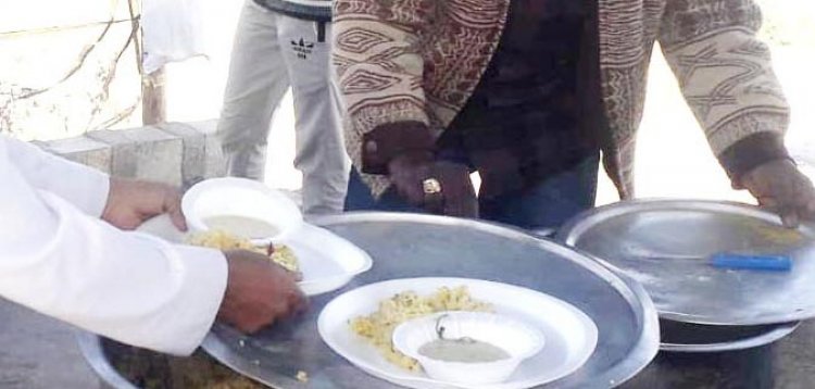 શ્રી વચ્છરાજ ગૌ સેવા ચેરિટેબલ ટ્રસ્ટ સંચાલિત શ્રી ગુરુ દત્તાત્રેય ગૌશાળામાં ખીચડીદાન કાર્યક્રમ