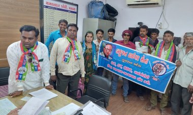 ધરાઈ ગ્રામ પંચાયતના સરપંચને સસ્પેન્ડ કરવા અને દલિતોને રક્ષણ પૂરું પાડવા બાબરા મામલતદારને આવેદનપત્ર