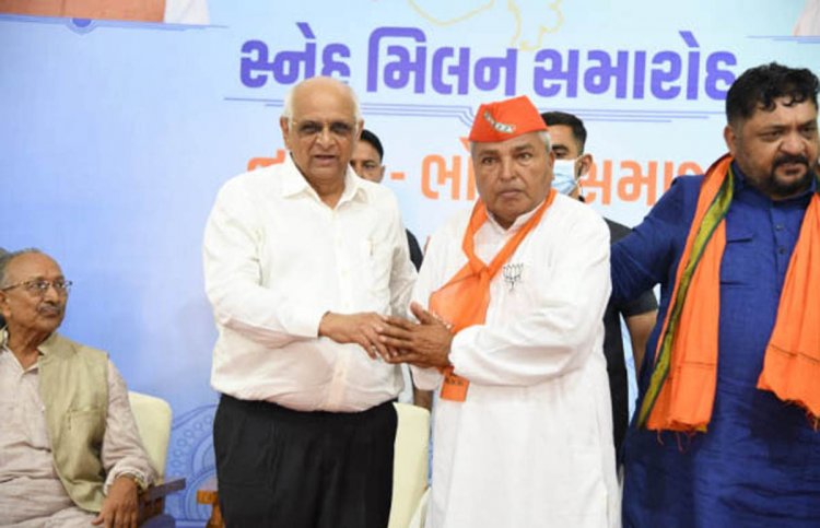 જિલ્લા બક્ષીપંચ મોરચાના અગ્રણીનો અભિવાદન સ્નેહમિલન સમારોહ 