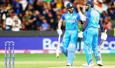 કોહલીની ખરા અર્થમાં વિરાટ બેટિંગ, પાકિસ્તાનને હરાવી જીતનું લક્ષ્યાંક કર્યું પૂર્ણ