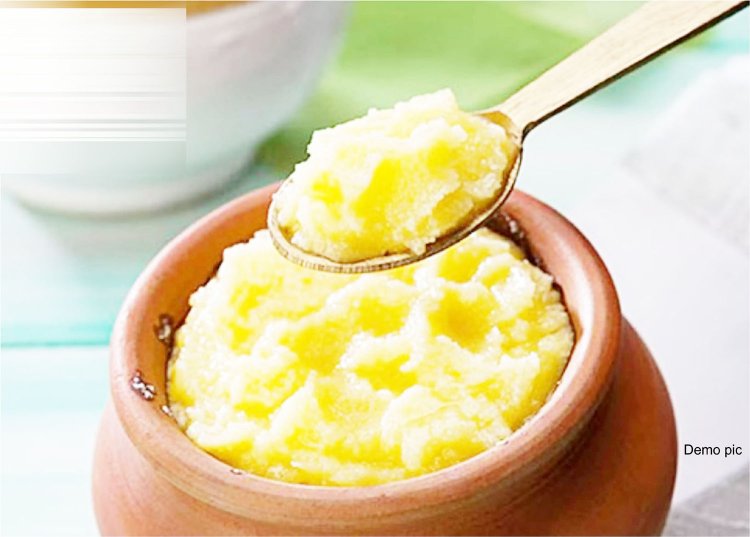 યોગીચોકમાં ડી-માર્ટમાંથી ઘીના પેકેટ ચોરનારા યુવાન પકડાયા