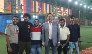 सूरत सुपर लीग रिबाउंस में आयोजित पहला इंटर सोसाइटी टूर्नामेंट , पुलिस आयुक्त अजय तोमर का सम्मान