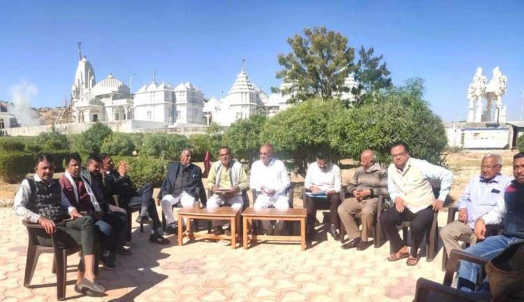 कुशल वाटिका की दसवीं वर्षगांठ को लेकर किया विचार-विमर्श