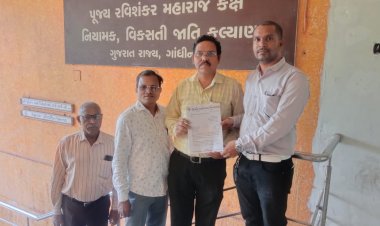 લોકો પાયાની સમસ્યાઓ માટે આગળ આવે ઃ પી.એલ.સોલંકી, મહા ગુજરાત બૌદ્ધ સંઘે કરી રજૂઆત