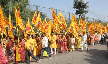 विशाल निशान यात्रा का हुआ आयोजन