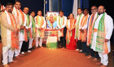 SGCCI દ્વારા સ્વતંત્રતા પર્વની ઉજવણી અગાઉ શહીદોને શ્રદ્ધાંજલિ આપવાના હેતુથી ‘ભારત ગાથા : સંગીતમય સંધ્યા’કાર્યક્રમ યોજાયો