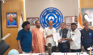 सूरत में टेक्सटाइल मजदूरों का आक्रोश, ‘तेजस’ की 10 अक्टूबर की बैठक रद्द करने की मांग
